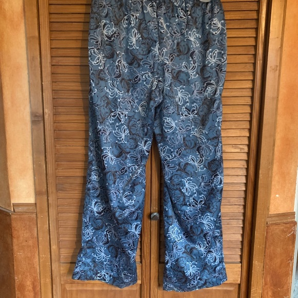 Chanteuse ‘satin-like’ lounge pants 1X - Picture 4 of 6